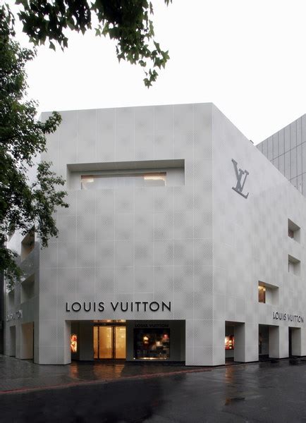 louis vuitton taiwan stores.